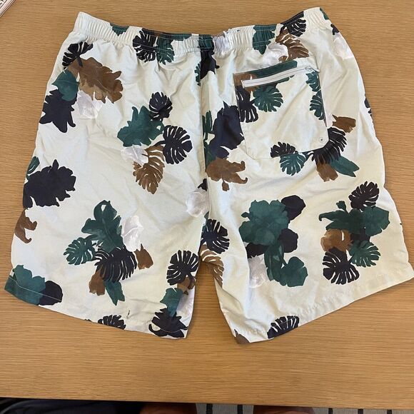 Men's Columbia Sz XL 8" Inseam Big Dippers Water Short - Picture 4 of 7